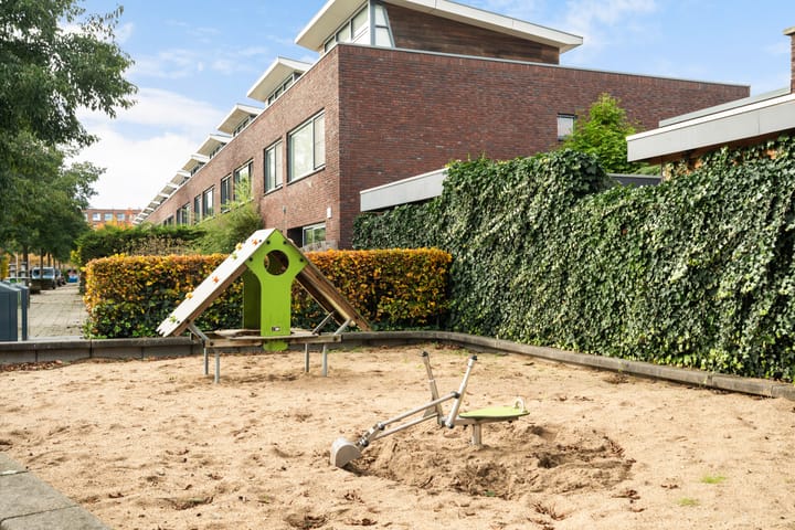 Photo 25 of Weesmeesterstraat 26