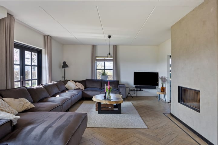 Foto 8 van Voorsterweg 155