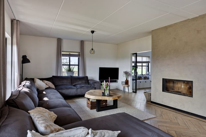 Foto 9 van Voorsterweg 155