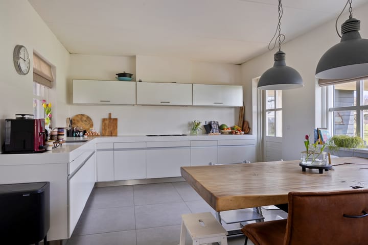 Foto 18 van Voorsterweg 155