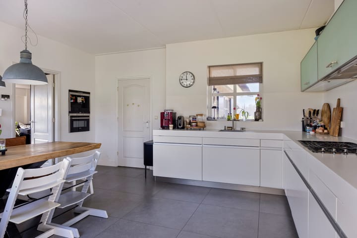 Foto 19 van Voorsterweg 155