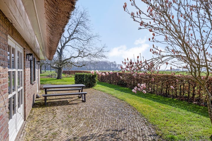 Foto 32 van Voorsterweg 155