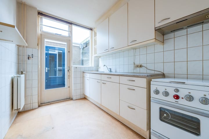 Photo 7 of Parelhoenstraat 19