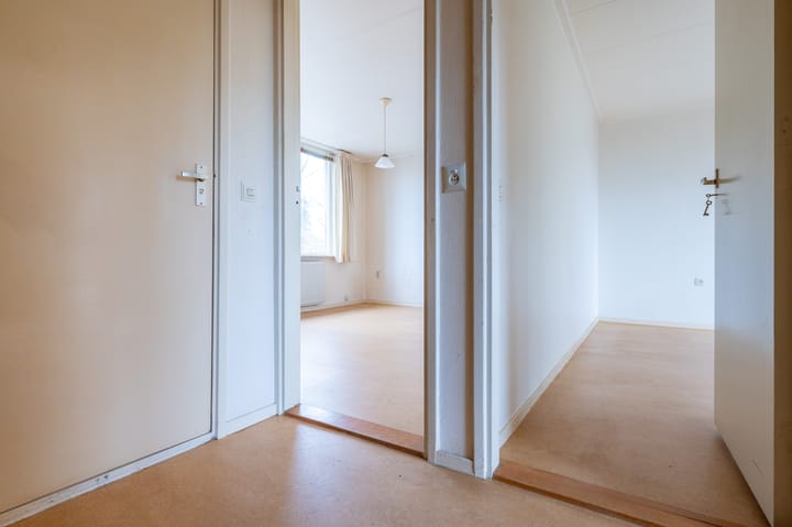 Photo 18 of Parelhoenstraat 19