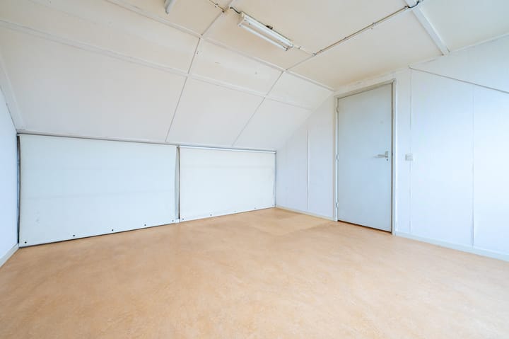 Photo 22 of Parelhoenstraat 19