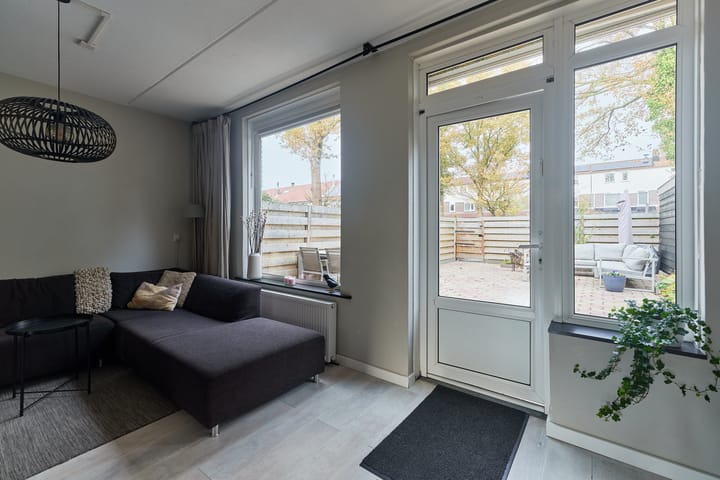 Photo 16 of Bazuin 6