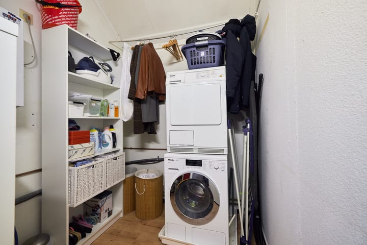 Photo 38 of Bazuin 6