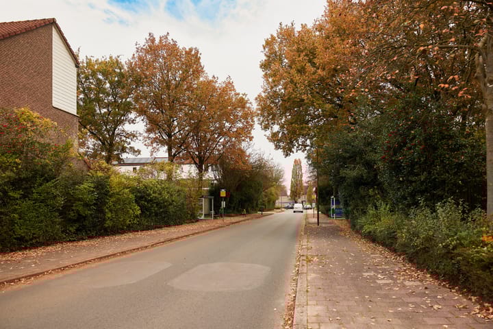 Photo 49 of Bazuin 6