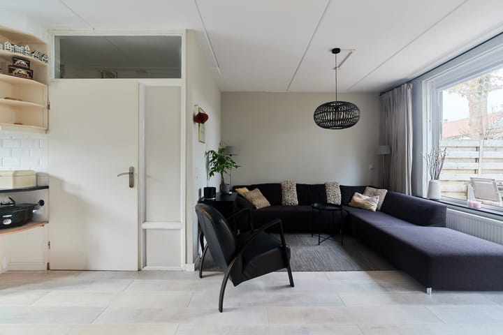 Photo 12 of Bazuin 6