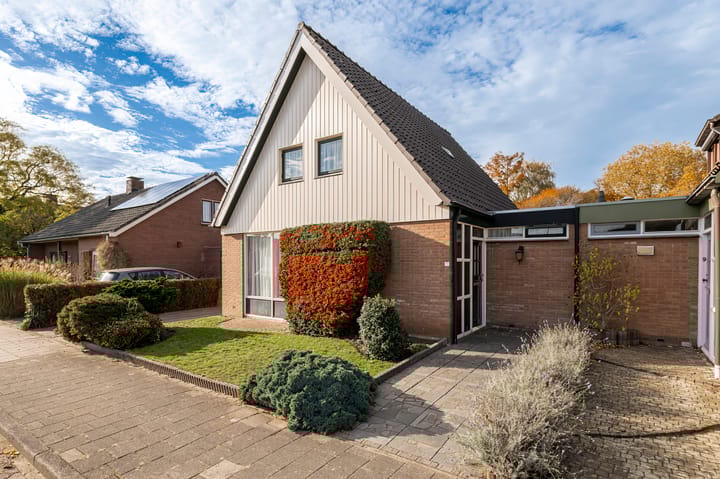 Photo 3 of Thorbeckestraat 11