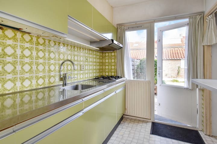 Photo 4 of Willem Klooslaan 34