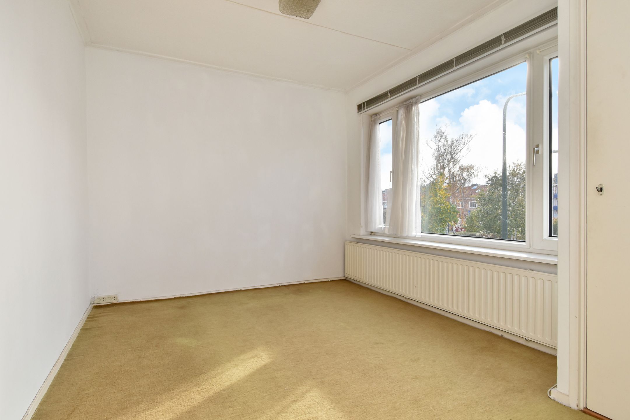 Photo 36 of Willem Klooslaan 34