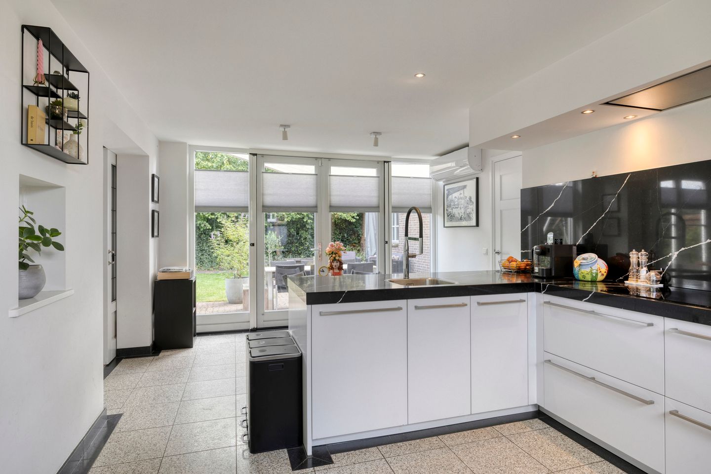 Foto 25 van Hertogin Johannasingel 15