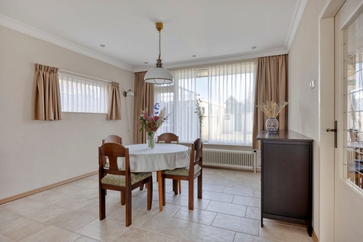 Photo 14 of Oude Breestraat 5