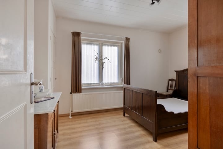 Photo 24 of Oude Breestraat 5