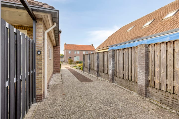 Photo 44 of Oude Breestraat 5