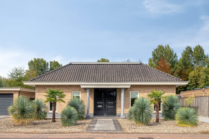 Photo 2 of Kanaaldreef 1