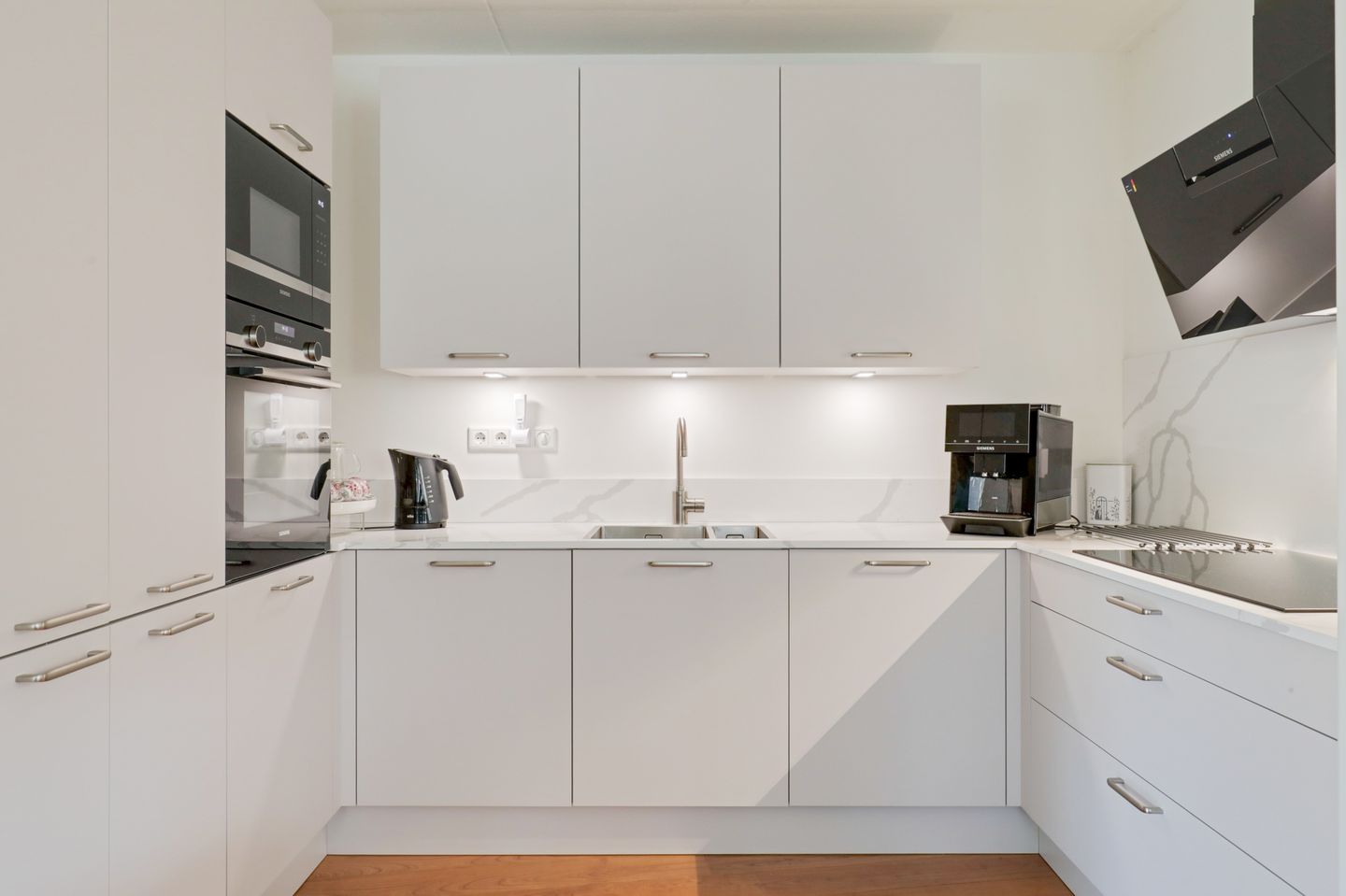 Foto 4 van Koolzaadhof 4