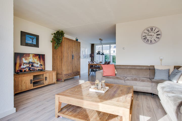 Photo 4 of Meester Weechslaan 10