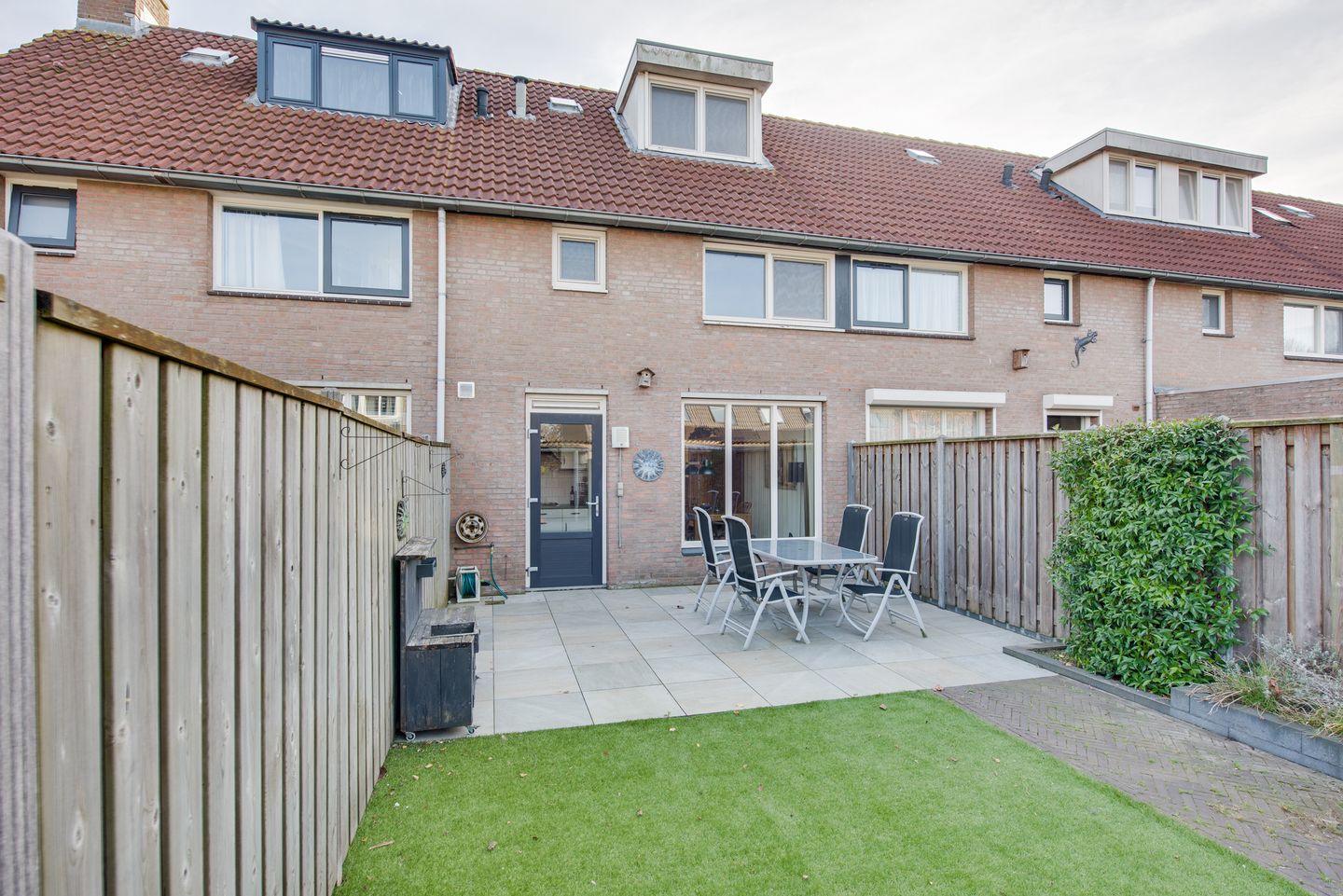 Photo 1 of Meester Weechslaan 10