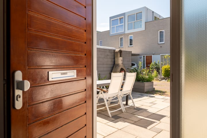 Photo 5 of Barbara van Meertenstraat 16