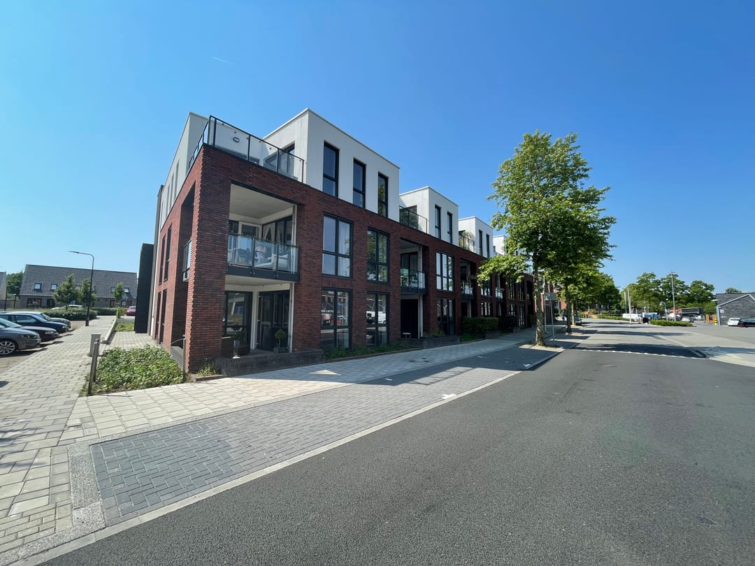 Foto 1 van Lage Bothofstraat 242