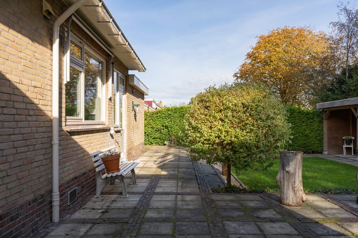 Photo 21 of Helfrichlaan 18