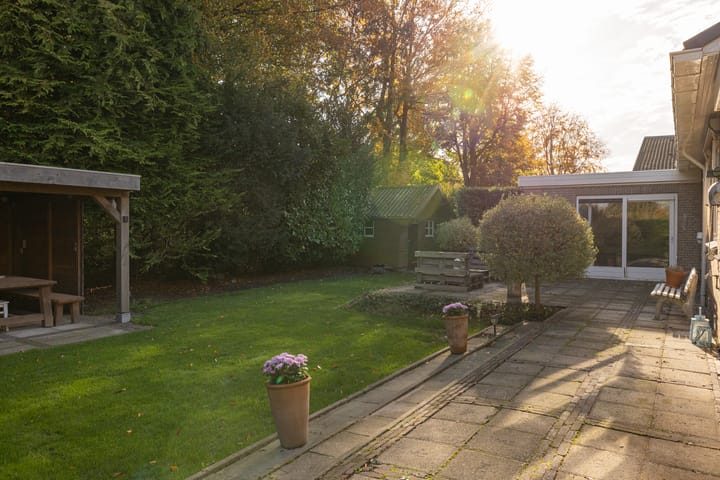 Photo 22 of Helfrichlaan 18