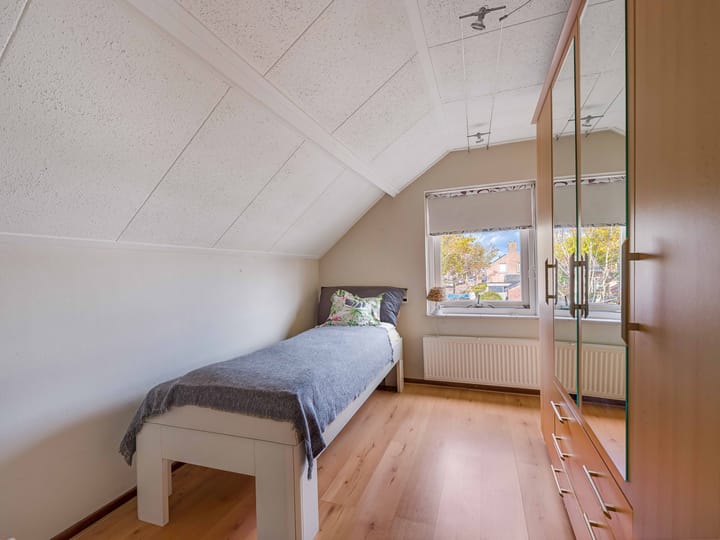 Photo 17 of Pastoor Oomenlaan 32