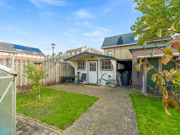 Photo 20 of Pastoor Oomenlaan 32