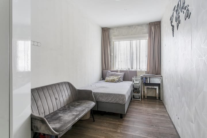 Foto 22 van Charlotte Brontéstraat 128