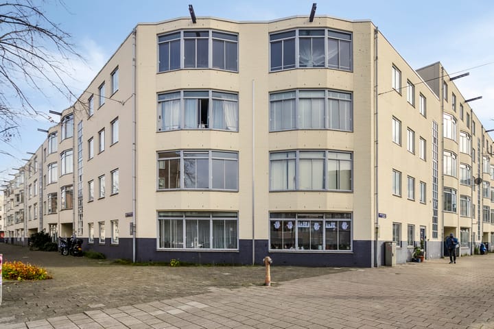 Foto 35 van Charlotte Brontéstraat 128