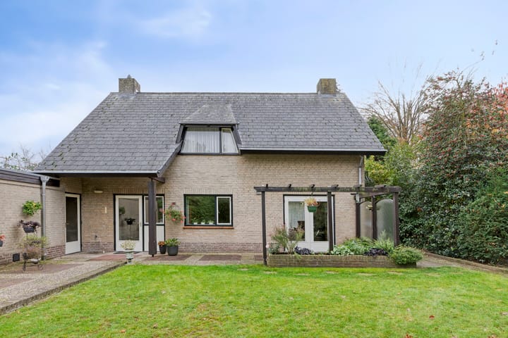 Photo 3 of Bremlaan 9