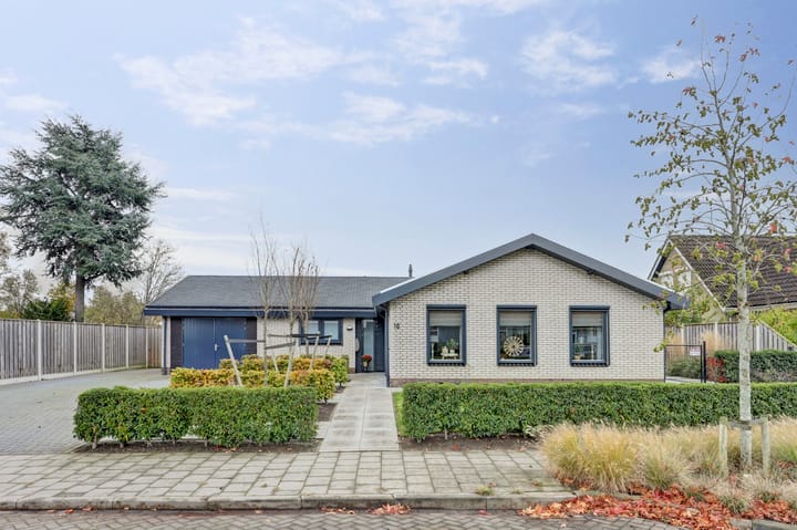 Photo 4 of Appelstraat 18