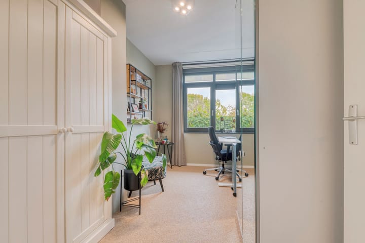 Photo 26 of Merijntje Gijzenlaan 29