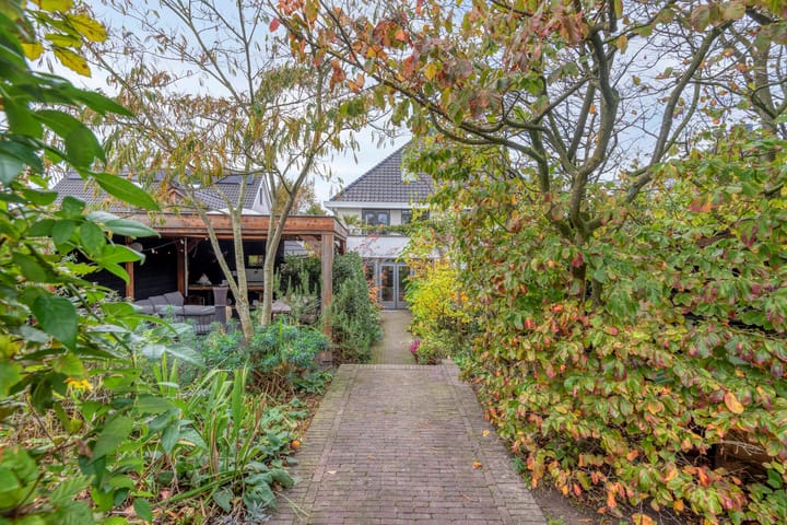 Photo 50 of Merijntje Gijzenlaan 29