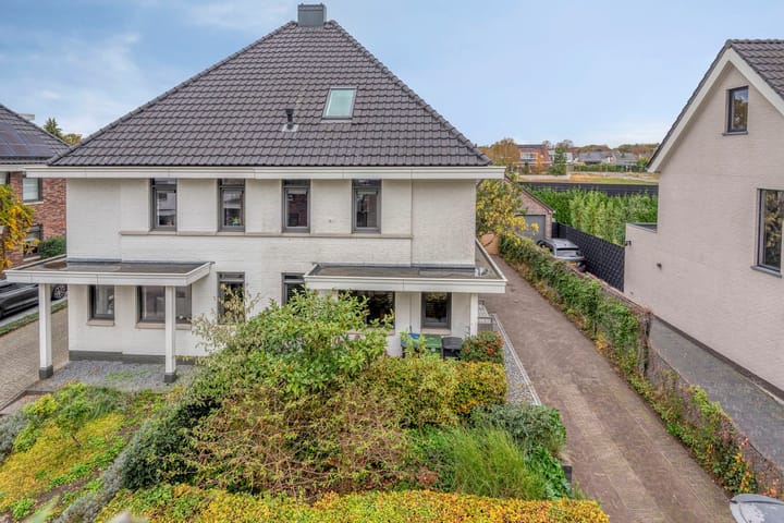 Photo 64 of Merijntje Gijzenlaan 29