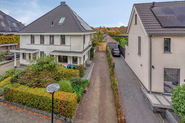 Photo 65 of Merijntje Gijzenlaan 29