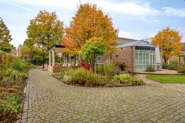 Foto 57 van Sambeekseweg 12-A