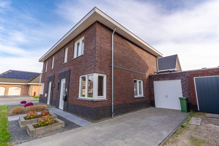 Photo 7 of Horstenweg 38