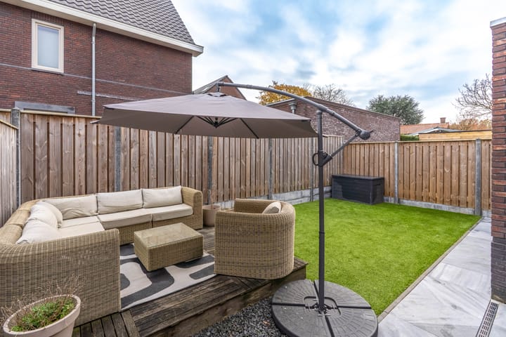 Photo 11 of Horstenweg 38