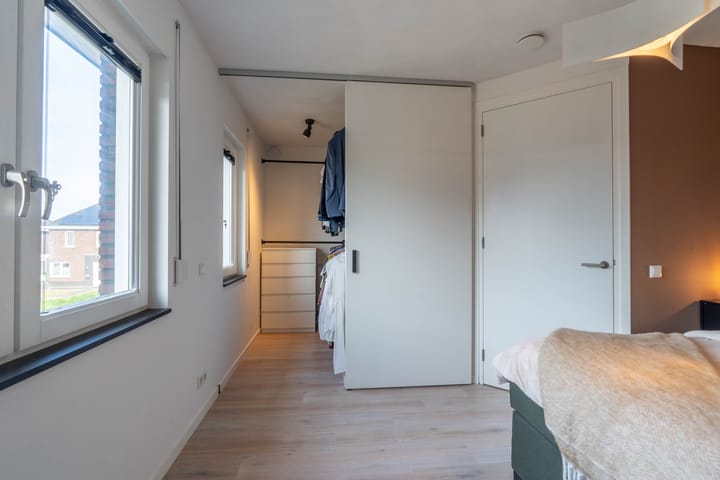 Photo 48 of Horstenweg 38