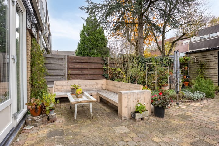 Photo 12 of Emilie Knappertstraat 30