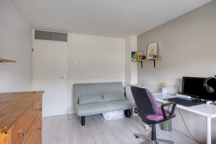 Photo 21 of Emilie Knappertstraat 30