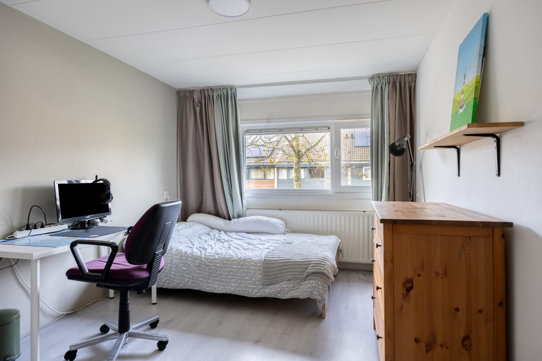 Photo 22 of Emilie Knappertstraat 30