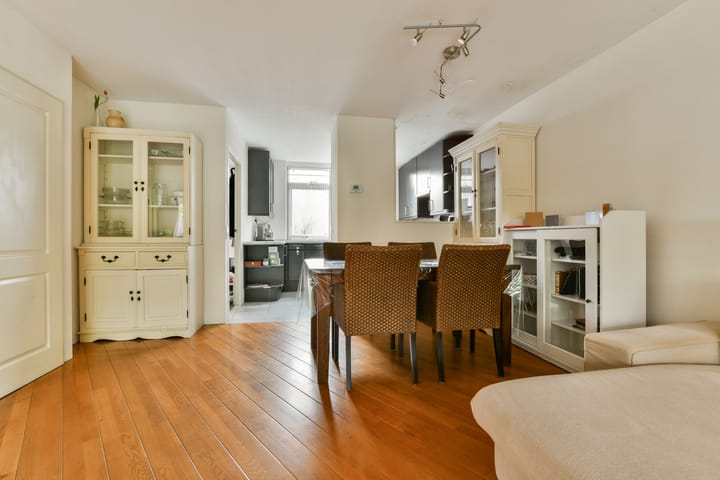 Photo 7 of Marketentster 80