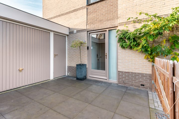 Photo 7 of Veldbloemenlaan 8