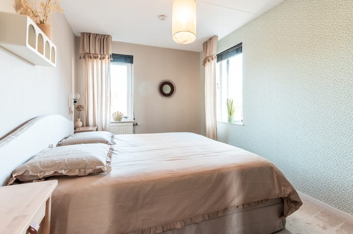 Photo 15 of Veldbloemenlaan 8