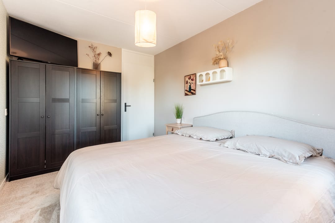 Photo 16 of Veldbloemenlaan 8