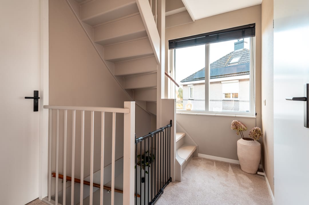 Photo 23 of Veldbloemenlaan 8